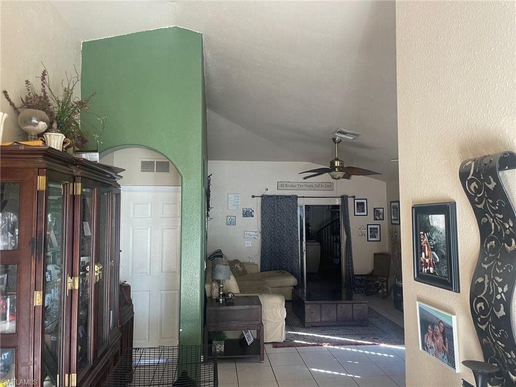 3129 Woodside AVE photo 8 of 23