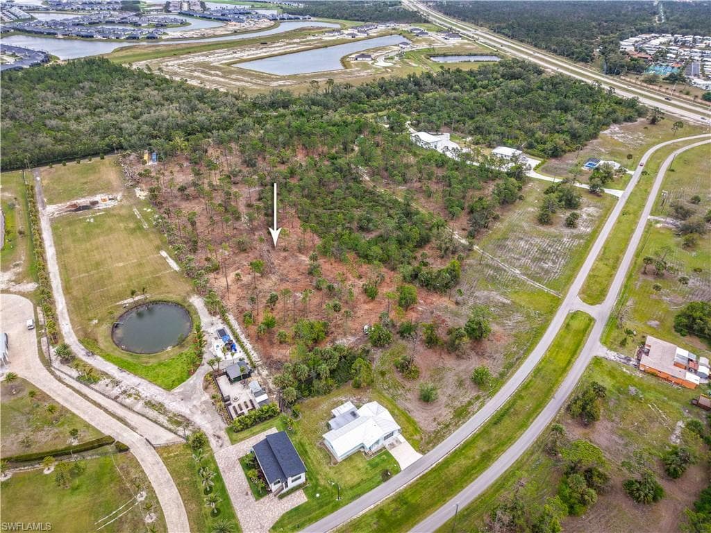 24540 Yacht Club BLVD photo 3 of 8