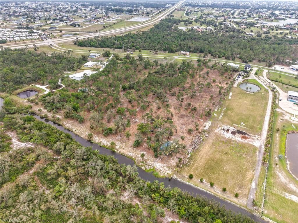 24540 Yacht Club BLVD photo 5 of 8