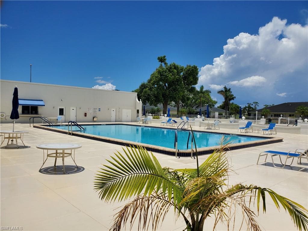 Pool 1
