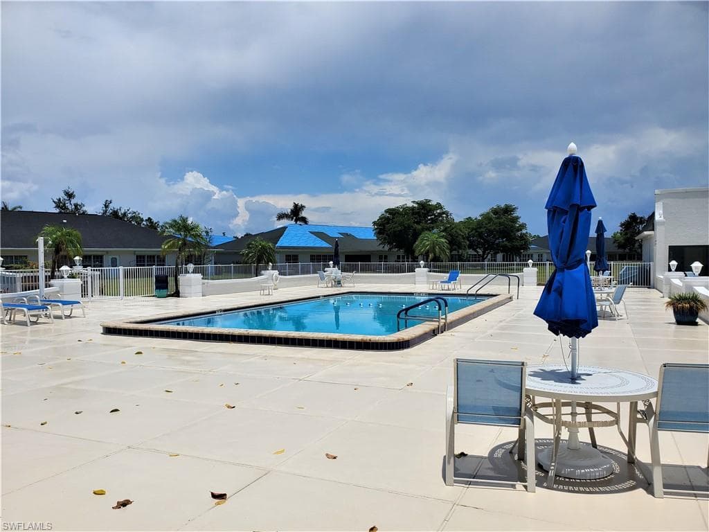 Pool 2