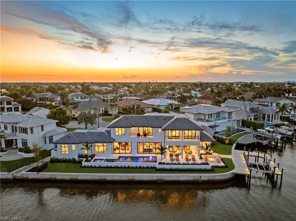 Southwest Florida waterfront luxury — the Naples market