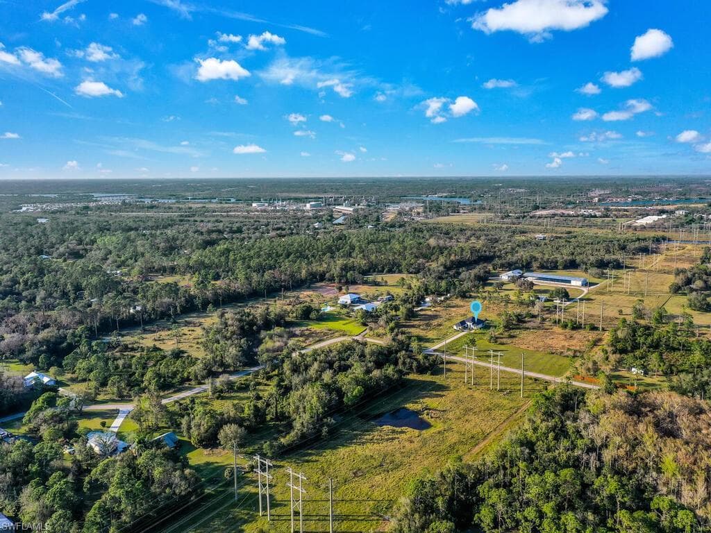 Birds eye view of property