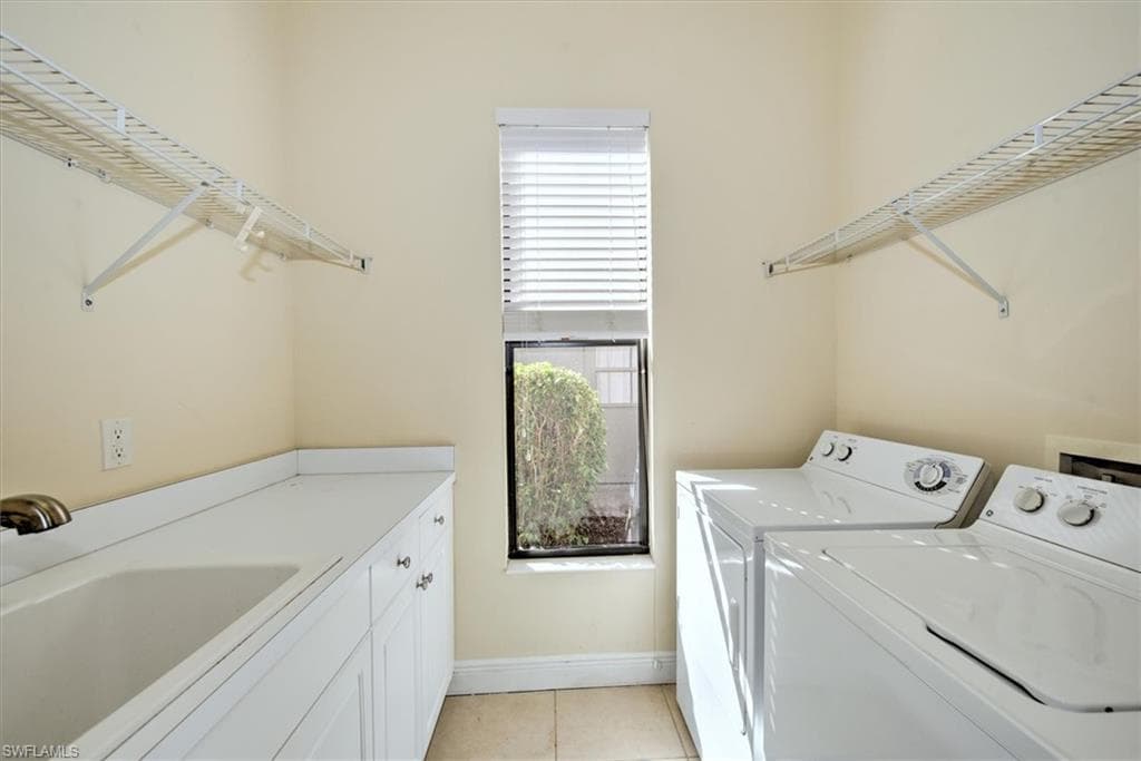 2878 Lone Pine LN photo 12 of 46
