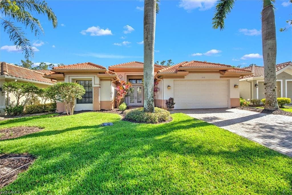 2878 Lone Pine LN photo 1 of 46