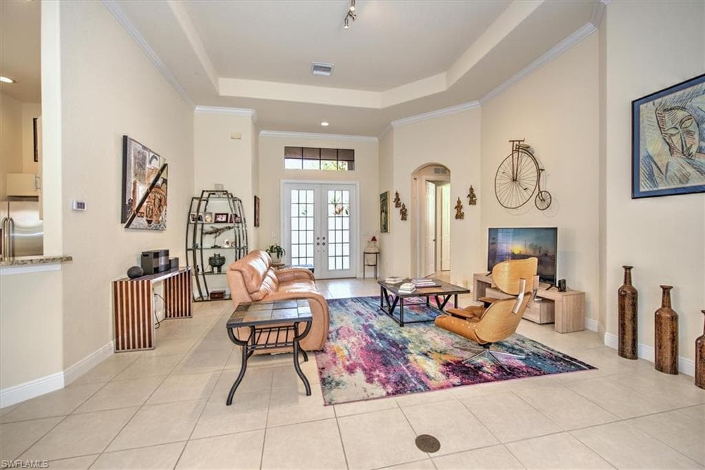 2878 Lone Pine LN photo 9 of 46