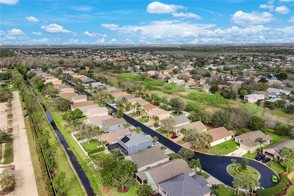 Drone / aerial view featuring a residential view