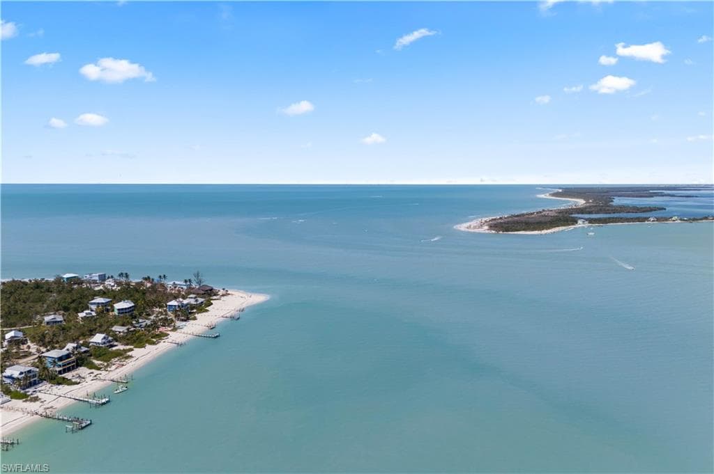 View of one of the many local islands within close distance - spend the day boating to other islands and enjoying the beaches - a different beach a different day!