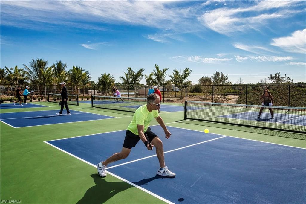 4 Pickleball Courts