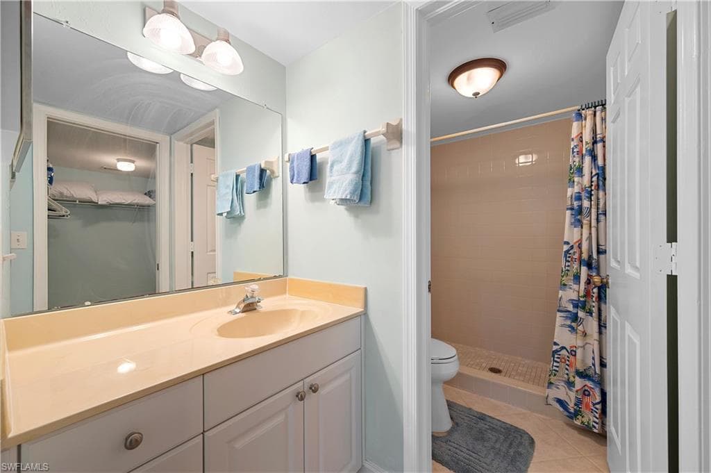 3072 Sandpiper Bay CIR M202 photo 21 of 42
