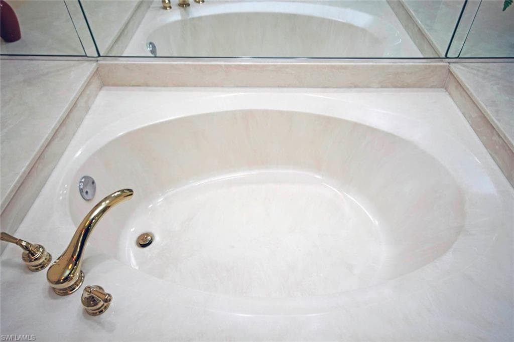 Large Tub