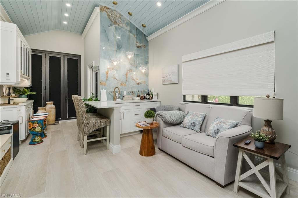 13613 Snapper LN photo 11 of 31