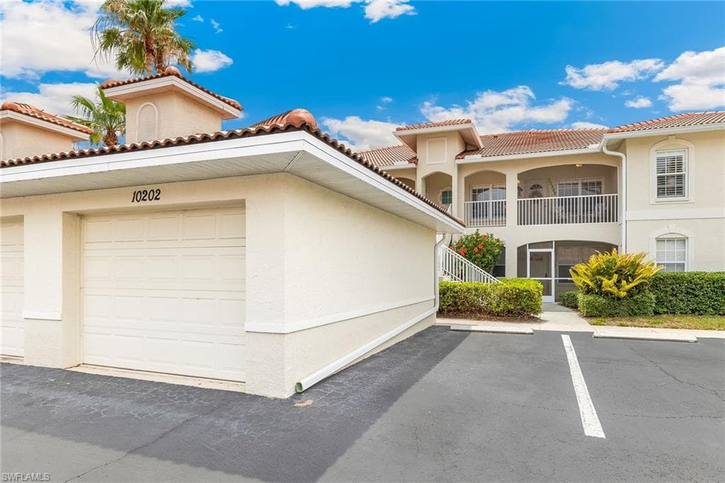 10202 L Pavia BLVD 10202 photo 18 of 22
