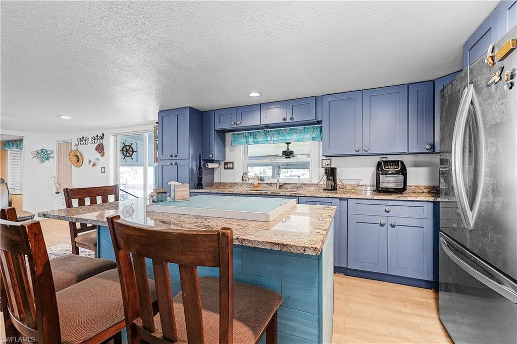 5012 Sandpiper DR photo 11 of 36