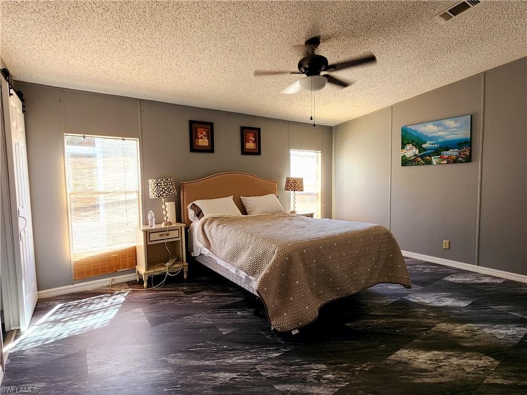 4920 Pinfish LN photo 14 of 29