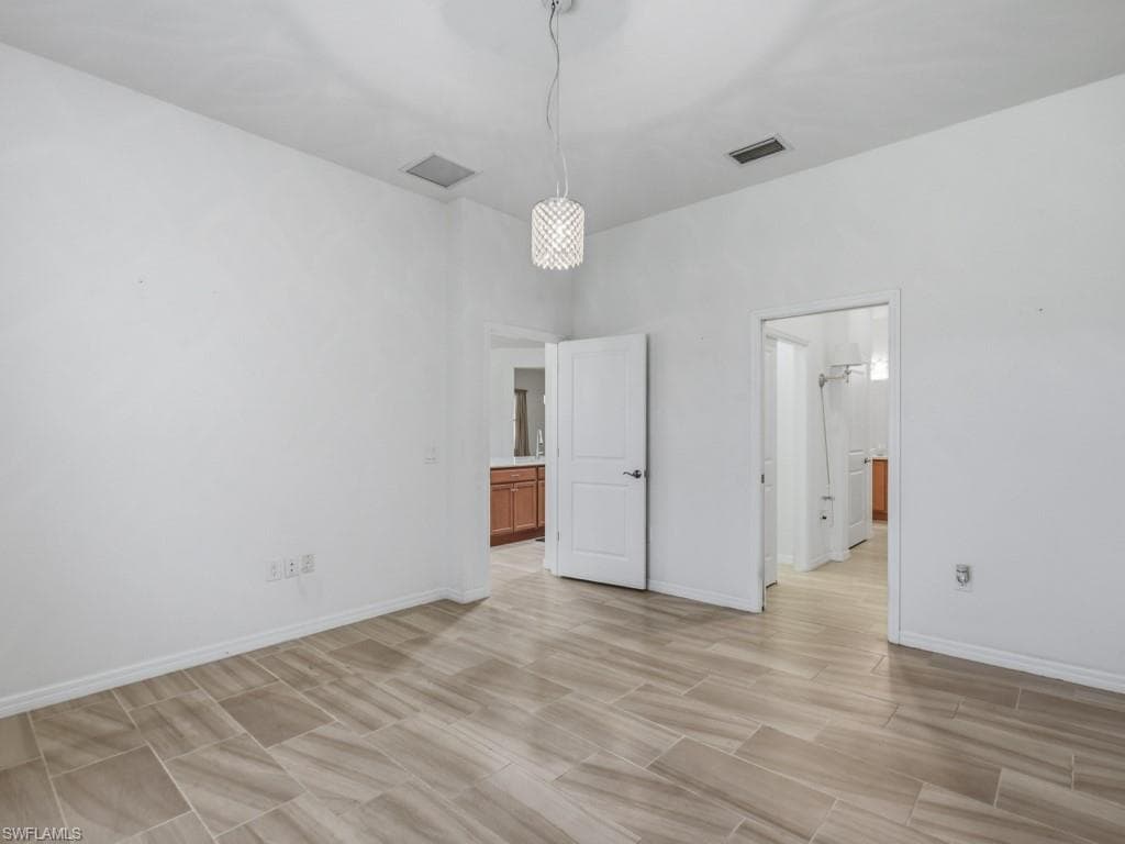 10646 Essex Square BLVD photo 7 of 20