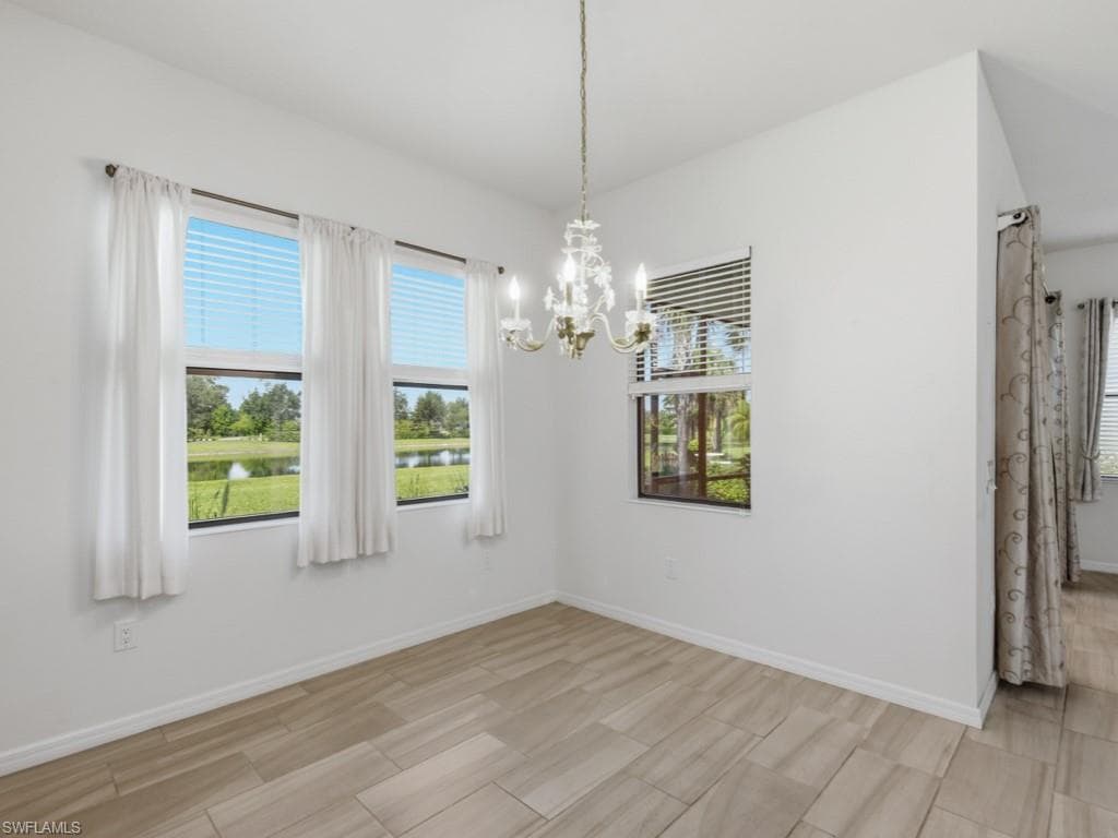 10646 Essex Square BLVD photo 5 of 20