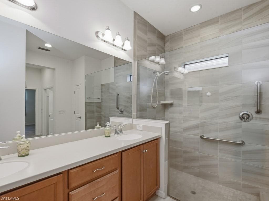 10646 Essex Square BLVD photo 9 of 20