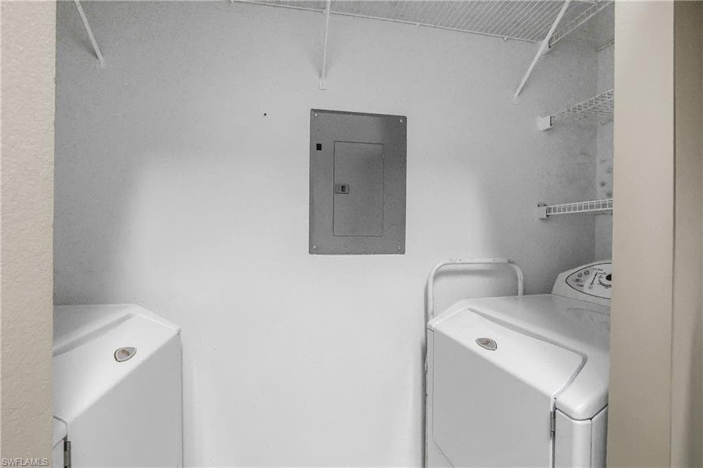 Laundry in Residence