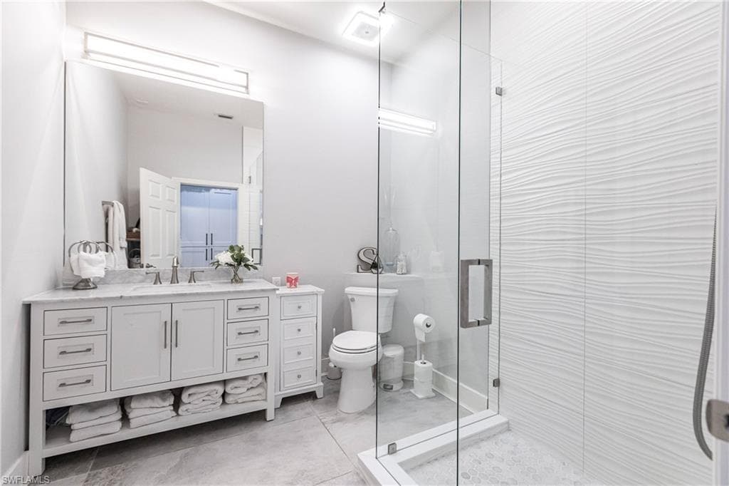 5791 Shady Oaks LN photo 23 of 48