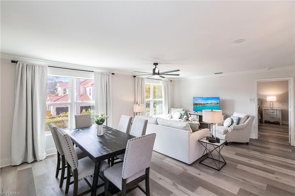 Apartment living & dining room