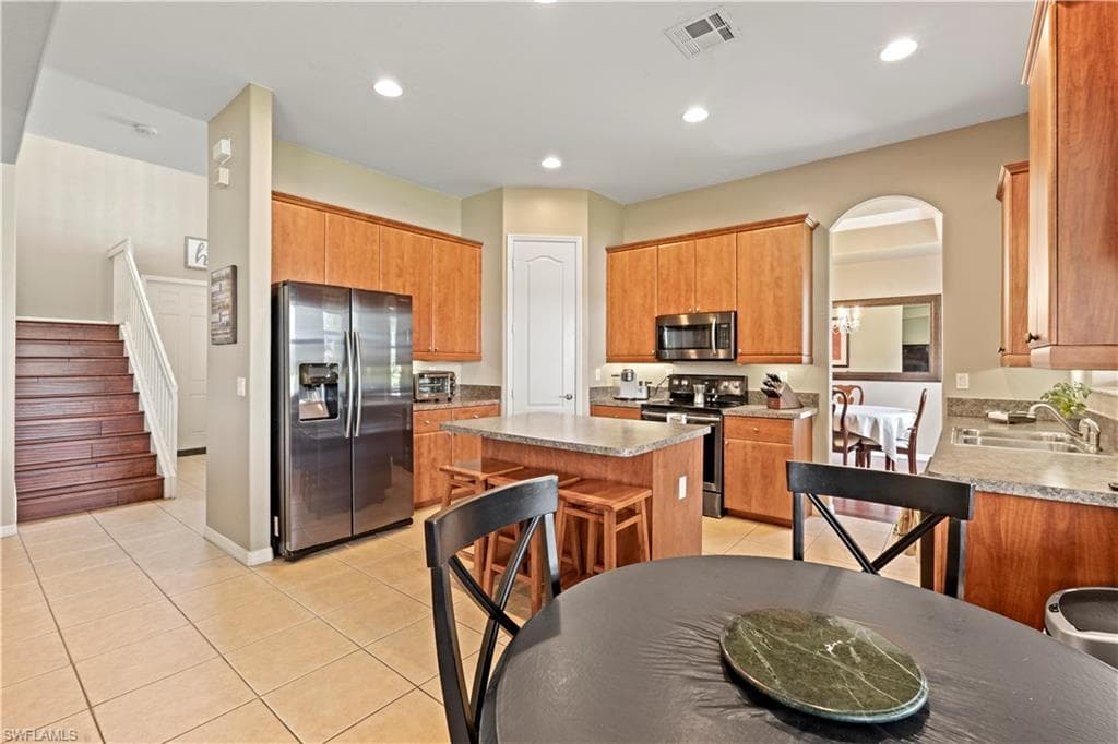 1117 Amber Lake CT photo 4 of 42