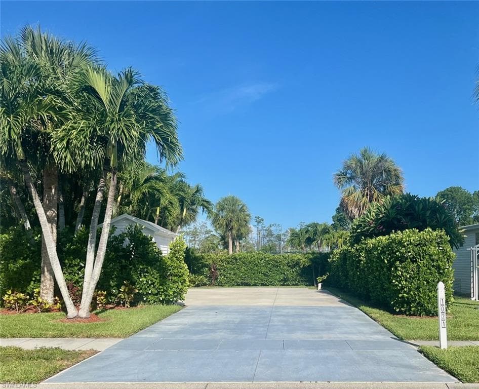 1021 Silver Lakes BLVD photo 1 of 6