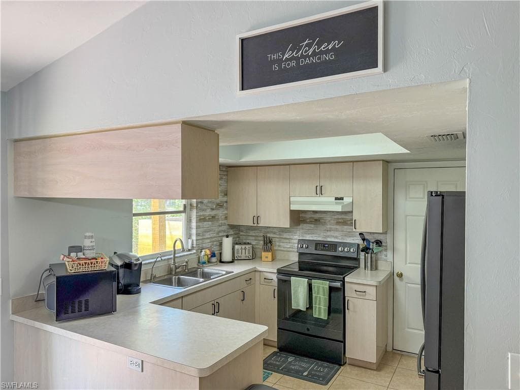 5870 Star Grass LN photo 13 of 37