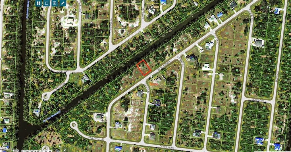 Aerial map of property and surrounding area