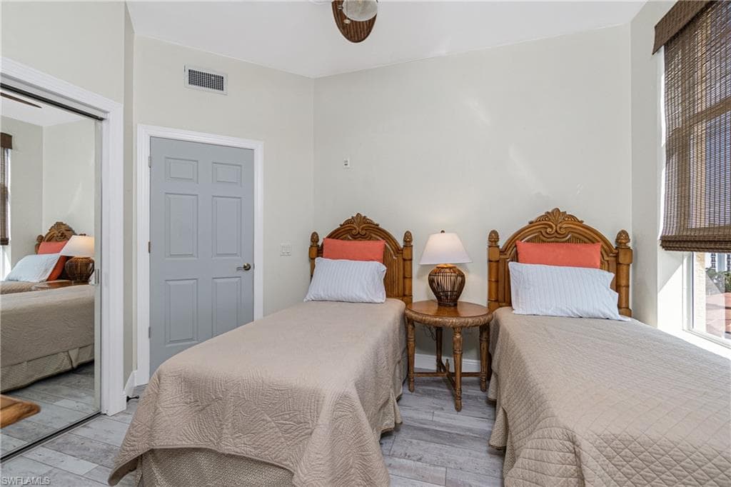 3313 Sunset Key CIR 701 photo 38 of 50