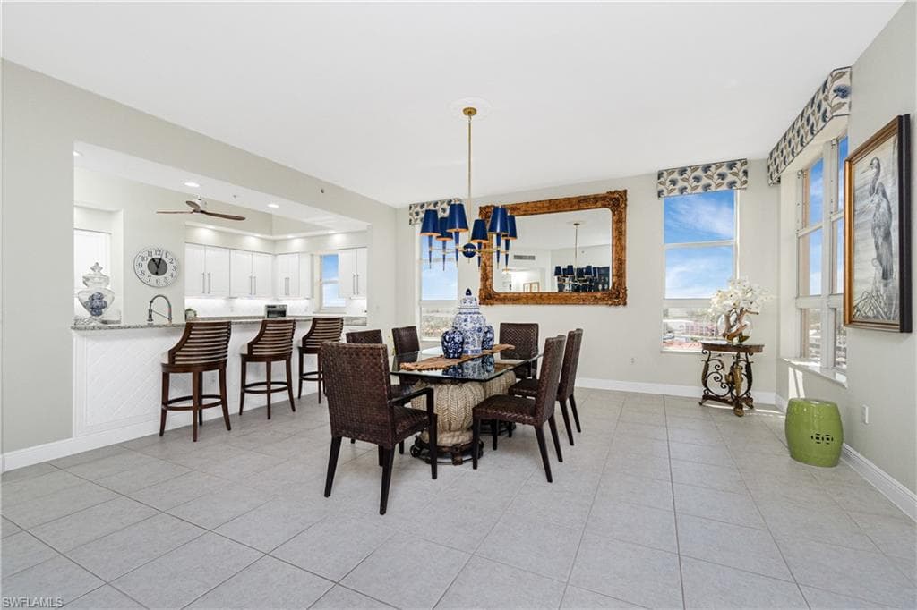 3313 Sunset Key CIR 701 photo 15 of 50