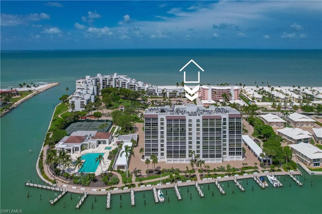 2400 Gulf Shore BLVD N 203 photo 1 of 35