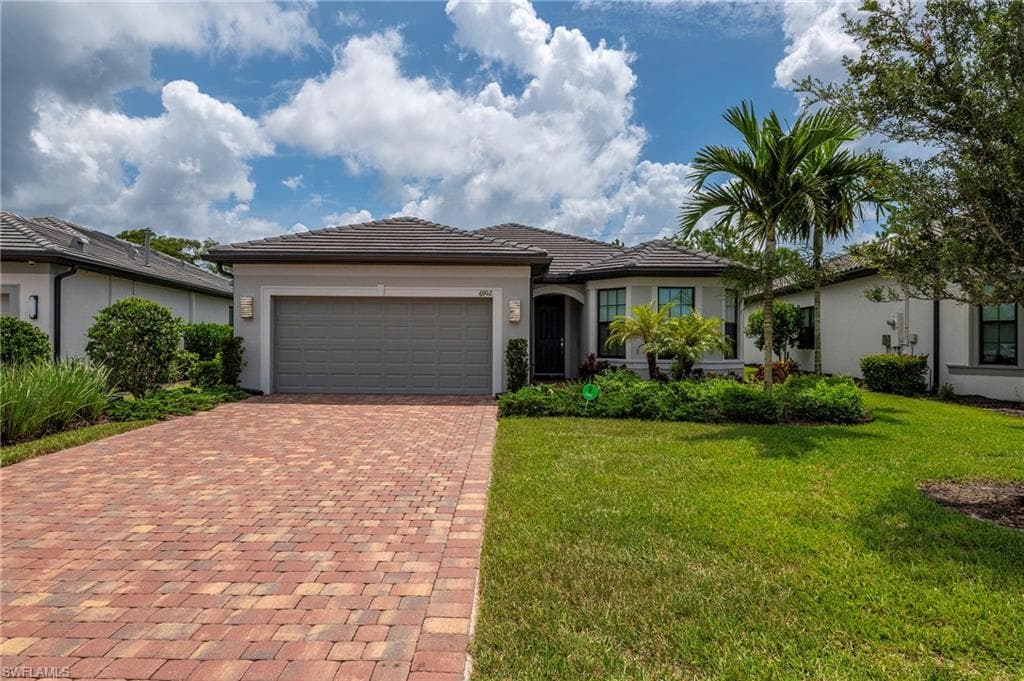 6902 Winding Cypress DR photo 3 of 36