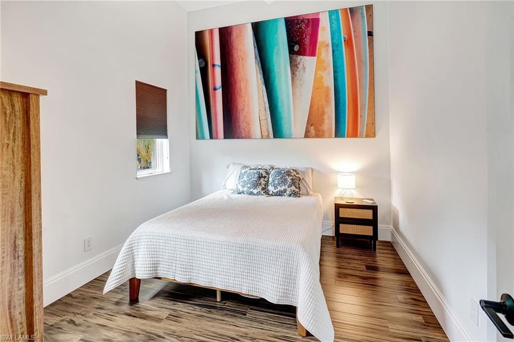 Third-floor bonus room /bedroom