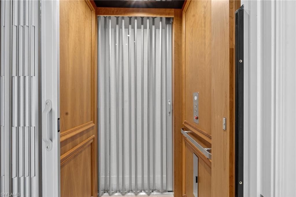 Private Elevator
