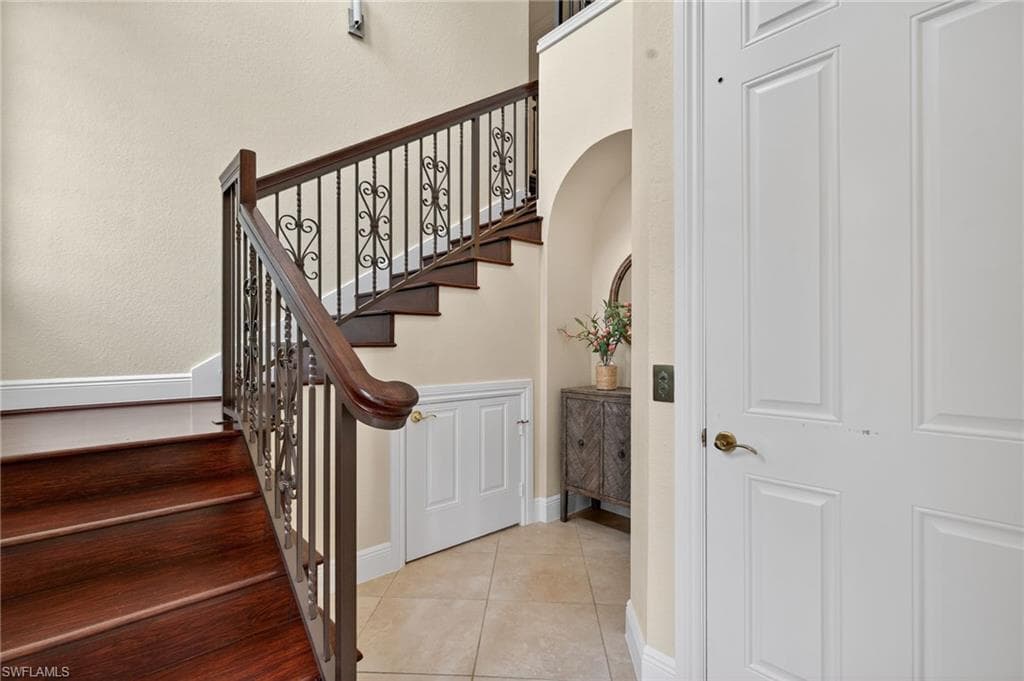 3168 Serena LN 201 photo 4 of 46