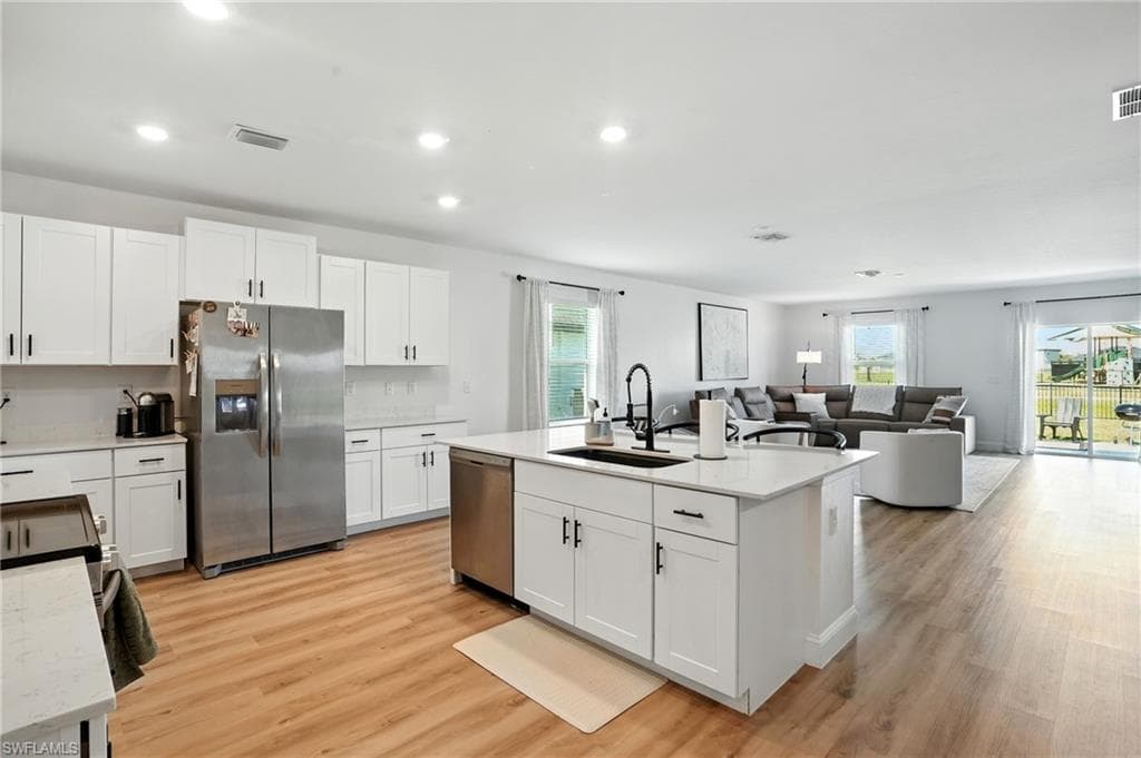 17765 Paradiso WAY photo 13 of 38