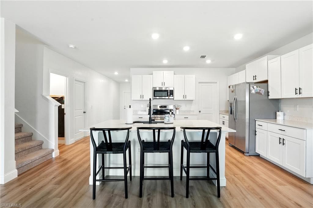 17765 Paradiso WAY photo 9 of 38