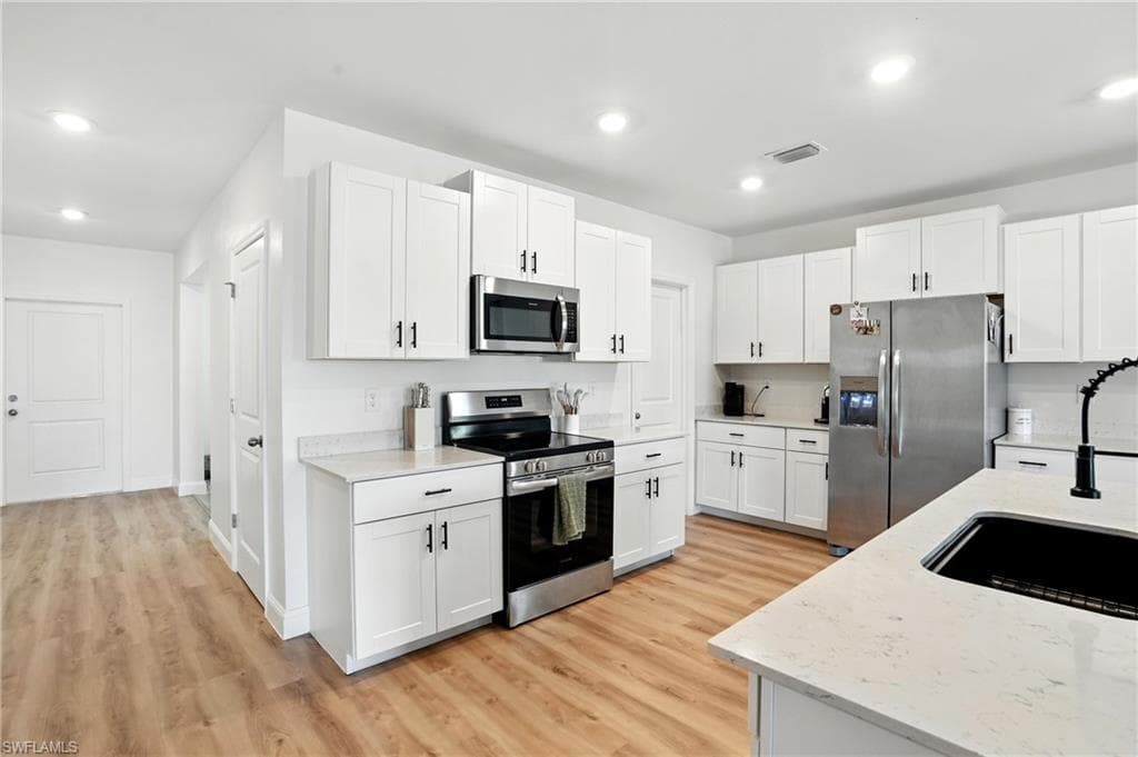 17765 Paradiso WAY photo 14 of 38