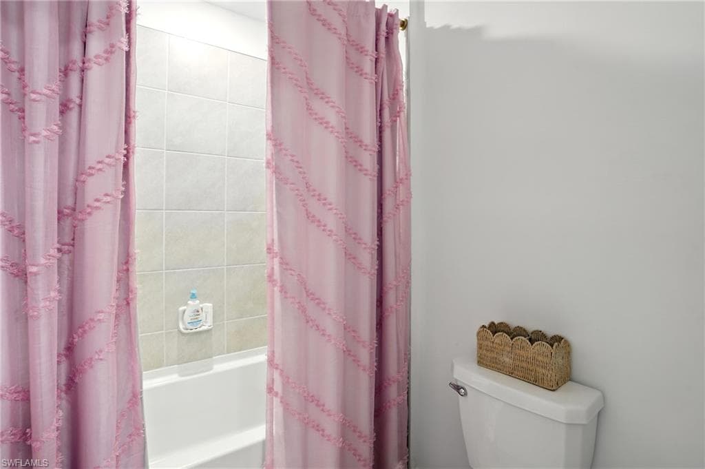 17765 Paradiso WAY photo 31 of 38