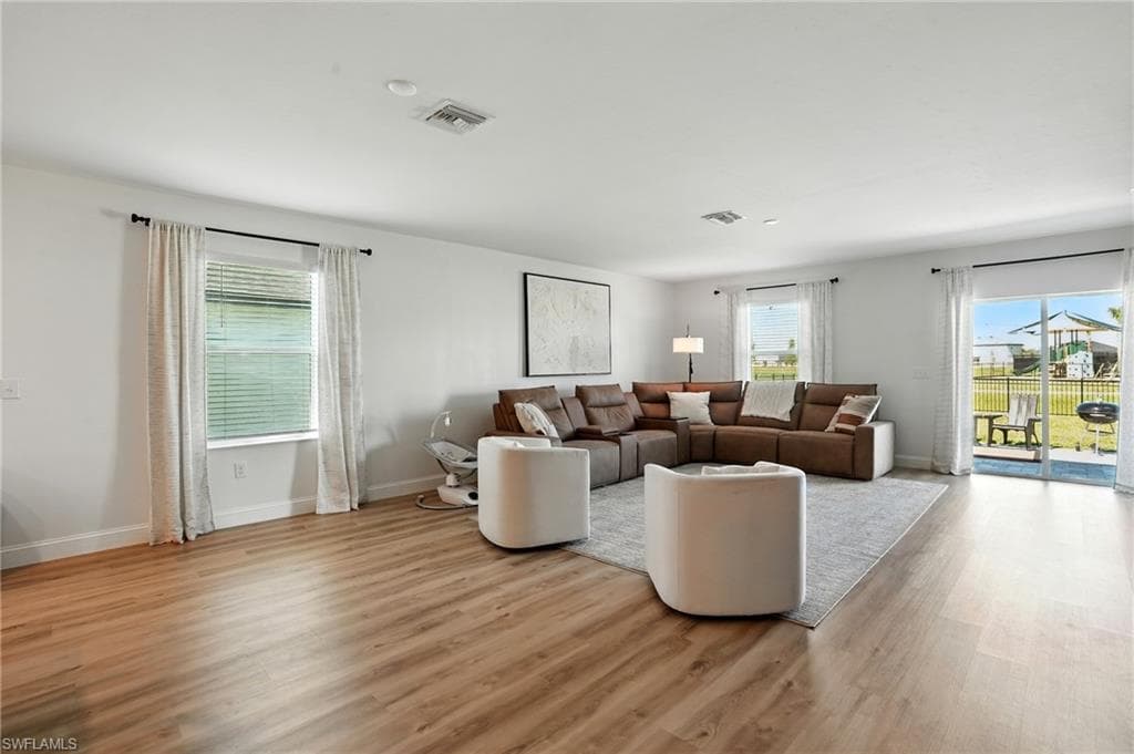 17765 Paradiso WAY photo 8 of 38