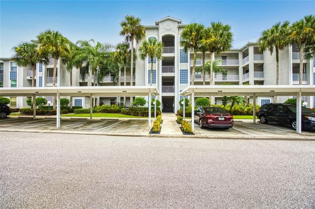10275 Bismark Palm WAY 1124 photo 3 of 50