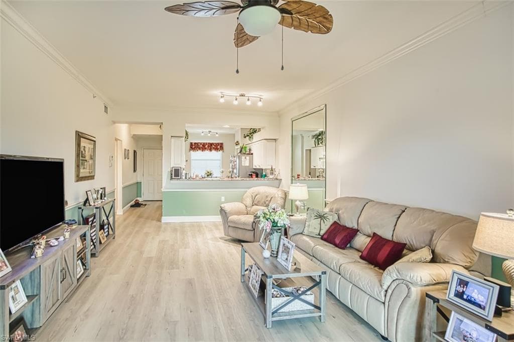10275 Bismark Palm WAY 1124 photo 20 of 50