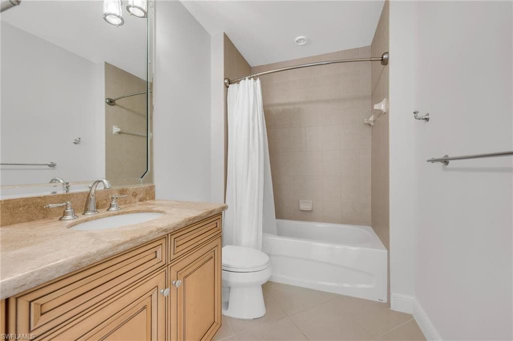 Guest Bathroom 2