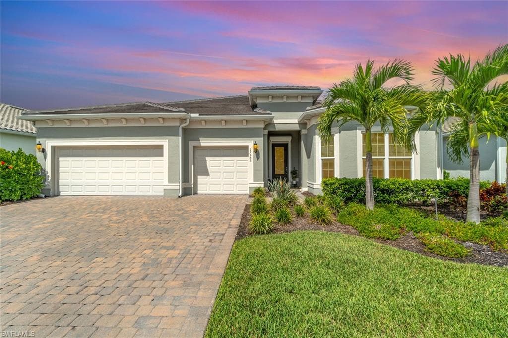 17583 Winding Oak LN photo 2 of 45