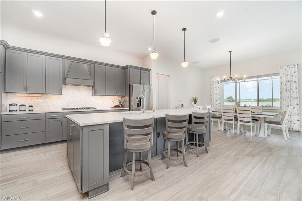 17583 Winding Oak LN photo 6 of 45