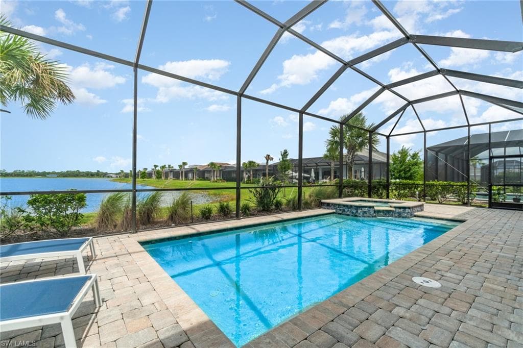 17583 Winding Oak LN photo 5 of 45