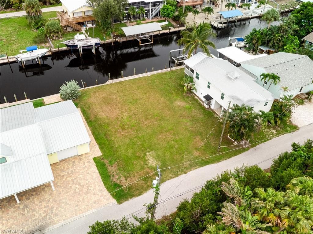 16220 Antigua WAY photo 4 of 8