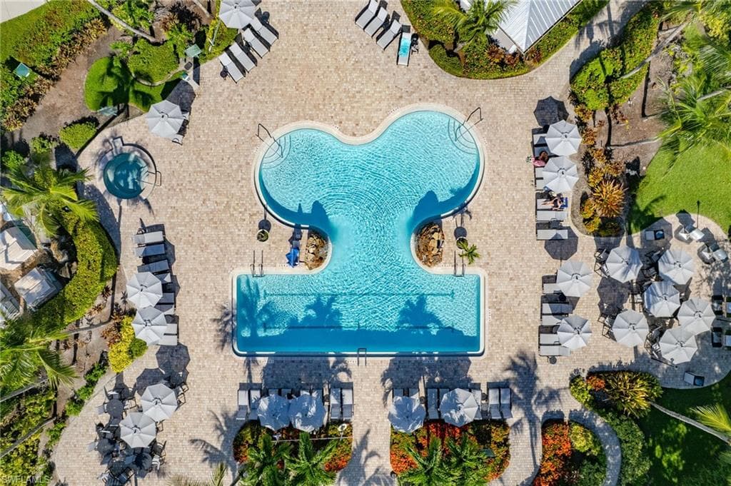 Bird's eye view of a pool area