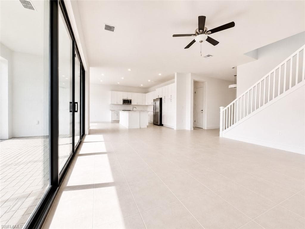20885 Thistle Leaf LN photo 11 of 37